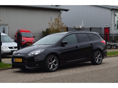 Ford Focus Wagon 2.0 EcoBoost ST-2