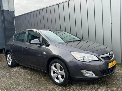 Opel Astra 1.4 Edition NAVI ELEK RAMEN NW APK (bj 2011)