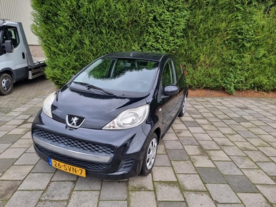 Peugeot 107 1.0-12V XS