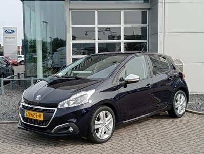 PEUGEOT 208 1.2 Puretech 82pk Signature | Navigatie | LMV | PDC |