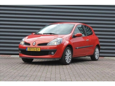 Renault Clio 1.6 16V 82KW DYNAMIQUE AIRCO IN