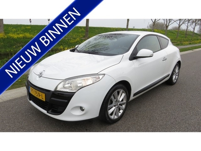 Renault Mégane Coupe 1.4 TCe ** NAVI ** LEDER ** MOTOR