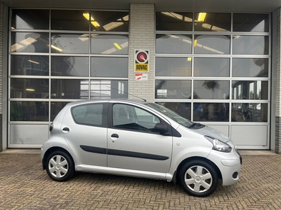 Toyota Aygo 1.0-12V Now