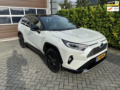 Toyota RAV4 2.5 Hybrid Bi-Tone 360°-camera, Apple carplay