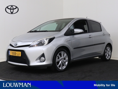 TOYOTA YARIS 1.5 Full Hybrid Dynamic I Navigatie I Climate Control I Cruise Control I Camera I LM Velgen I Panoramadak I Volledig Dealer Onderhouden I