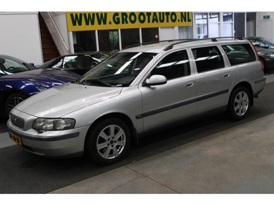 Volvo V70 2.4 T Geartr. C.L. LOOPT WARM Airco, Trekhaak