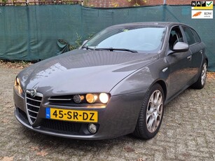 Alfa Romeo 159 Sportwagon 2.2 JTS Distinctive *MET WERK*