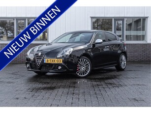 Alfa Romeo Giulietta 1.4 T Exclusive (bj 2014, automaat)