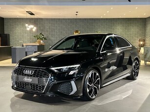 Audi A3 Limousine 30 TFSI Automaat I 3x S-Line I 19