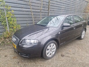 Audi A3 Sportback 1.4 TFSI Attraction (bj 2008)