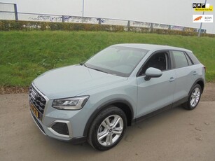 Audi Q2 Audi Q2 30 tfsi Business Edition airco lmv