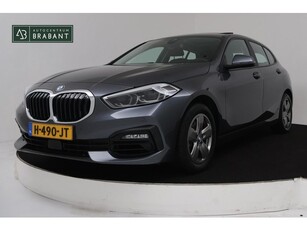 BMW 1-serie 118i Executive Edition Automaat (PANORAMADAK