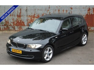 BMW 1-serie 130i High Exe / LCI / 265PK / Handbak / Navi