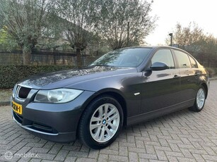 BMW 3-serie 318i Business Line pdc Trekhaak