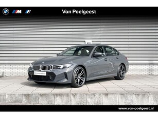 BMW 3 Serie Sedan 320i M Sport / Panoramdak / Harman Kardon