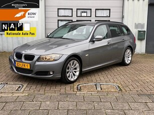 BMW 3-serie Touring 318i Business Line Navi Xenon Clima