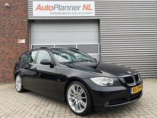 BMW 3-serie Touring 320i! Airco! Leder! Panoramadak! PDC!