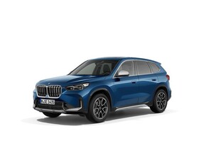 BMW X1 sDrive18i xLine 19'' Panorama Getint Glas