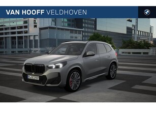 BMW X1 sDrive20i M Sport Automaat / Panoramadak / Trekhaak