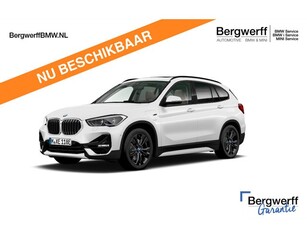 BMW X1 xDrive25e - Pano - Trekhaak - Driving Ass Plus -