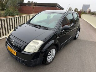 Citroën C2 1.1i Ligne Prestige (bj 2004)