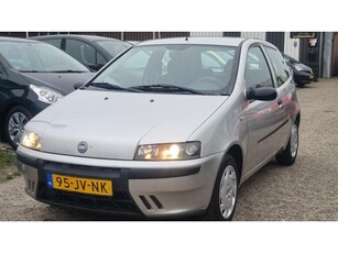 Fiat Punto 1.2-16V ??AUTOMAAT??135500KM ! ??€1199,-??