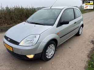 Ford Fiesta 1.4-16V automaat / 1e eigenaar / lage km!