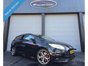 Ford Focus Wagon 2.0 EcoBoost ST-2