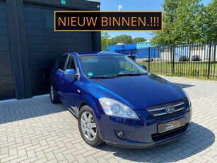 Kia Ceed 2.0 Automaat Airco Navi Trekhaak (bj 2007)