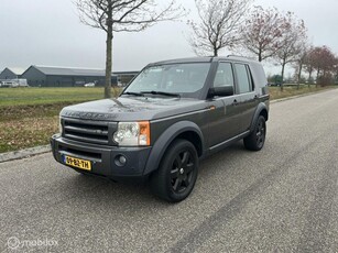 Land Rover Discovery 2.7 TdV6 HSE Grijskenteken Youngtimer