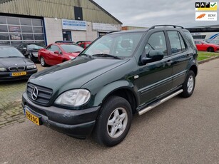 Mercedes-Benz M-klasse 320 5-deurs Automaat Airco Bj:2000