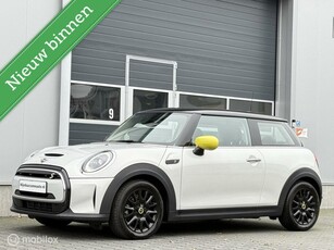 Mini Cooper Electric SE 33 kWh complete uitvoering - 1e eig