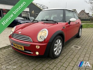 Mini Mini 1.6 Cooper Pepper NL 2006 Airco Lmv