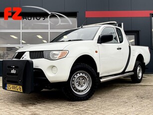 Mitsubishi L 200 2.5 DI-D Club Cab Invite