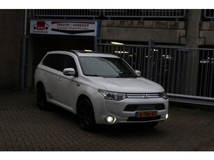 Mitsubishi Outlander 2.0 PHEV Instyle+ (bj 2014, automaat)