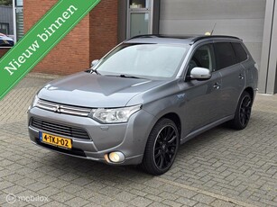 Mitsubishi Outlander 2.0 PHEV Instyle+??Apk??