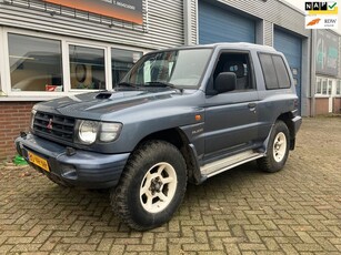 Mitsubishi Pajero 2.8 GLS High Roof Airco