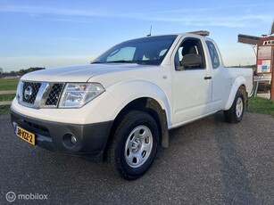 Nissan Navara 2.5 dCi XE King Cab 4 X4 36386 KM !!!!!!!