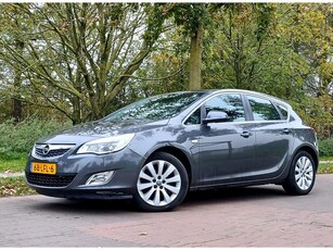 Opel Astra 1.4 Turbo Cosmo (bj 2010)