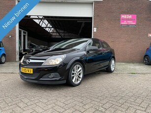 Opel Astra GTC 1.6 Temptation Cruisecontrol Airco