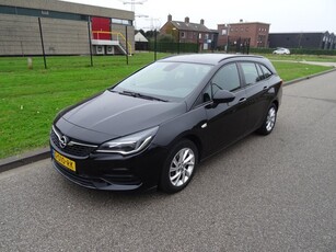 Opel Astra Sports Tourer 1.2 Launch Edition