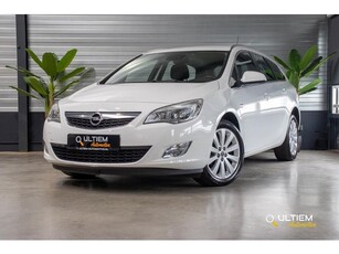 Opel Astra Sports Tourer 1.4 Turbo Cosmo 140 pk TREKHAAK