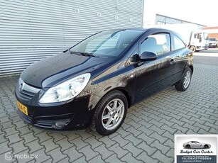 Opel Corsa 1.2-16V Cosmo