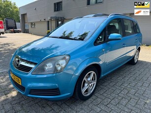 Opel Zafira 1.8 Executive