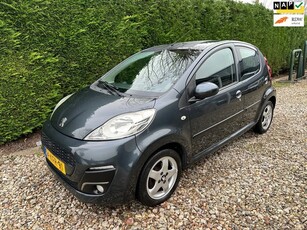 Peugeot 107 1.0 Active Airco LED Bouwjaar 2013!