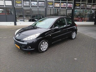 Peugeot 206 + 1.4 XS