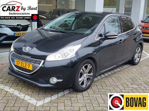 Peugeot 208 1.4 VTi ALLURE Navi Clima Trekhaak