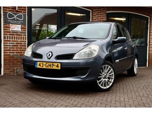 Renault Clio 1.2 TCE Rip Curl PANORAMA AIRCO NIEUWE