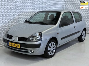 Renault Clio 1.4-16V Automaat van 1e eigenaar!