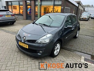 Renault Clio 1.4-16V Team Spirit (bj 2006)